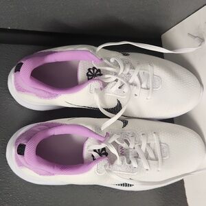 Nike women's sneakers size 11.5nwob